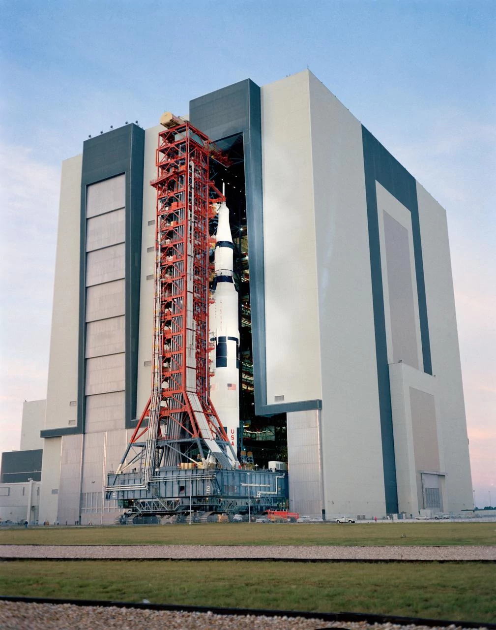 Apollo Saturn V VAB Centre Spatial Kennedy © NASA