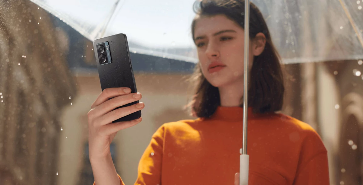 OPPO A77 © OPPO