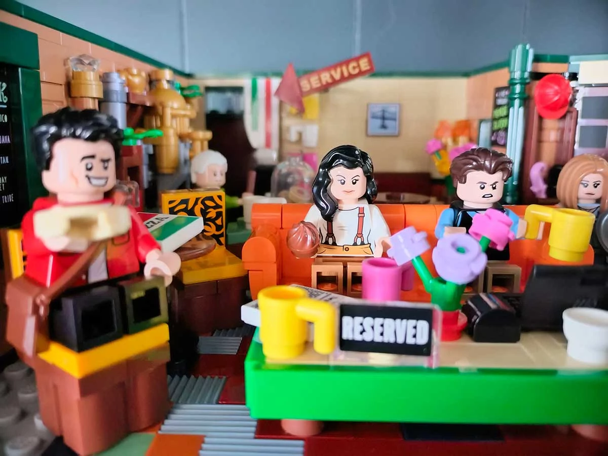 La série Friends aura sa boîte de Lego grâce à un informaticien de  Normandie