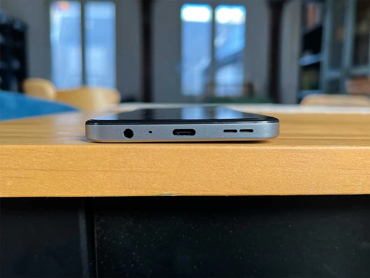 Nokia G60 5G Audio & Jack © Nicolas Lafarge pour Clubic