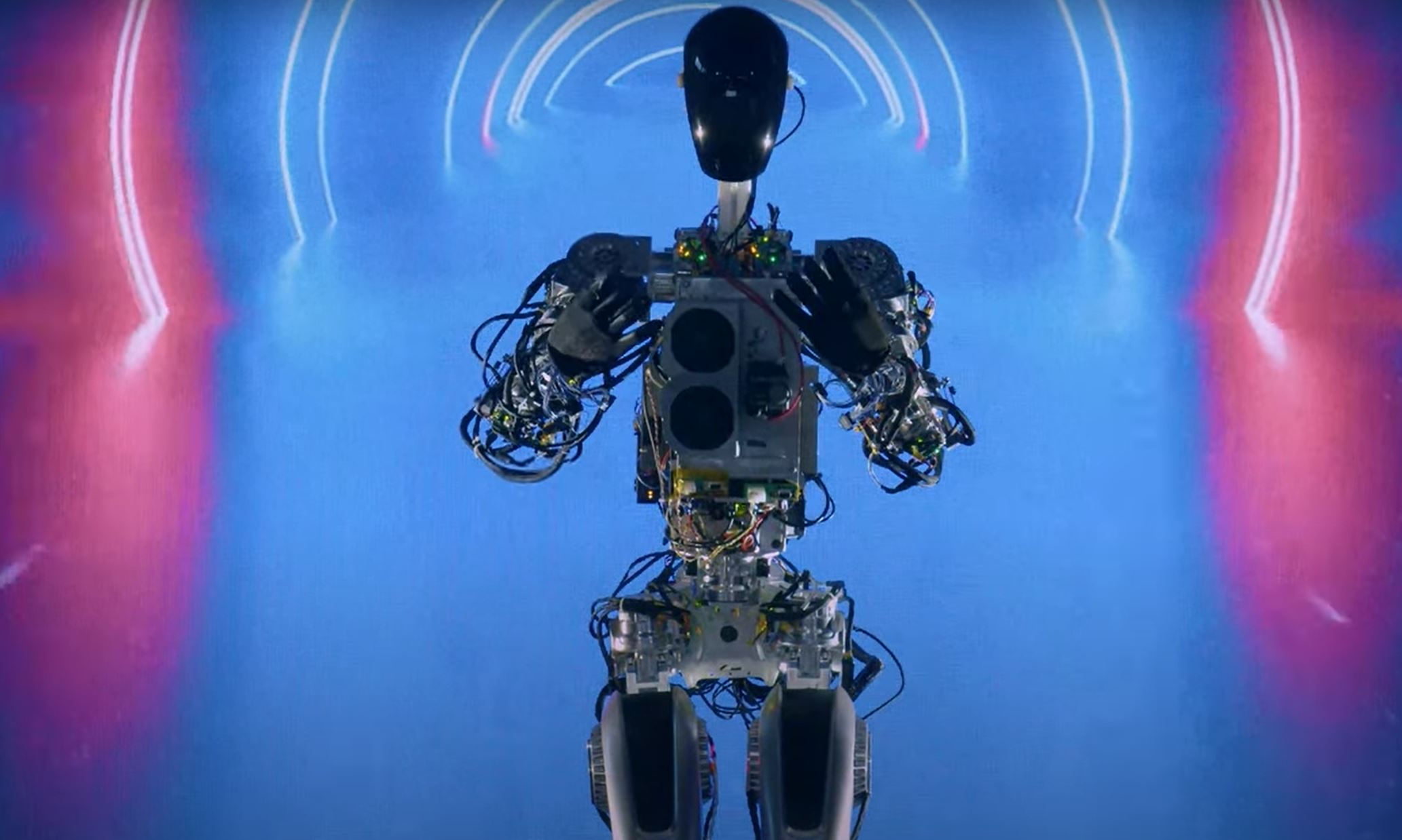 Tesla dévoile Optimus, son robot humanoïde qui sera produit à grande échelle