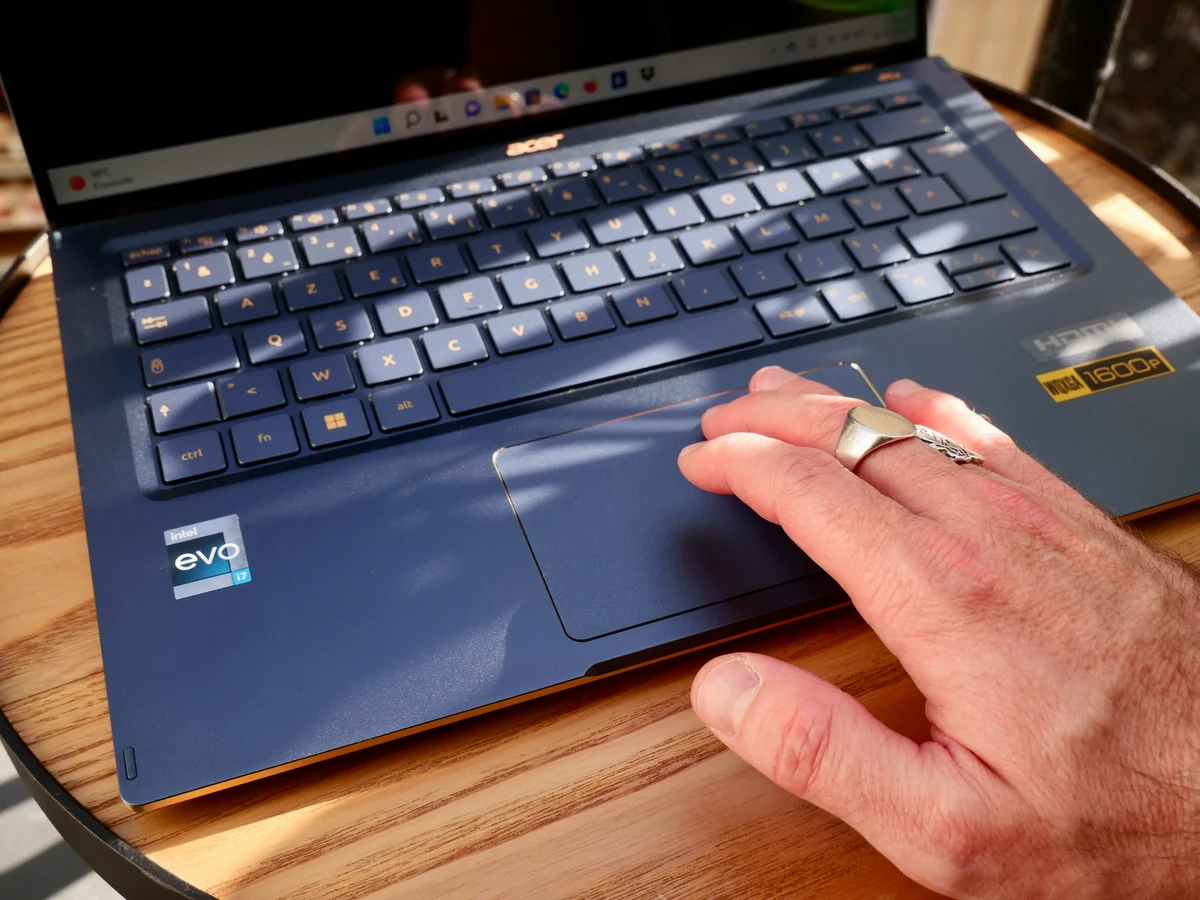 Acer Swift 5 2022-11 © © Nathan Le Gohlisse pour Clubic