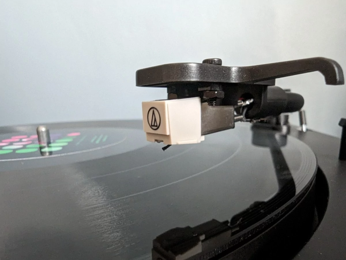 Test de la platine vinyle Sony PS-LX310BT : la meilleure façon d'écouter la  musique