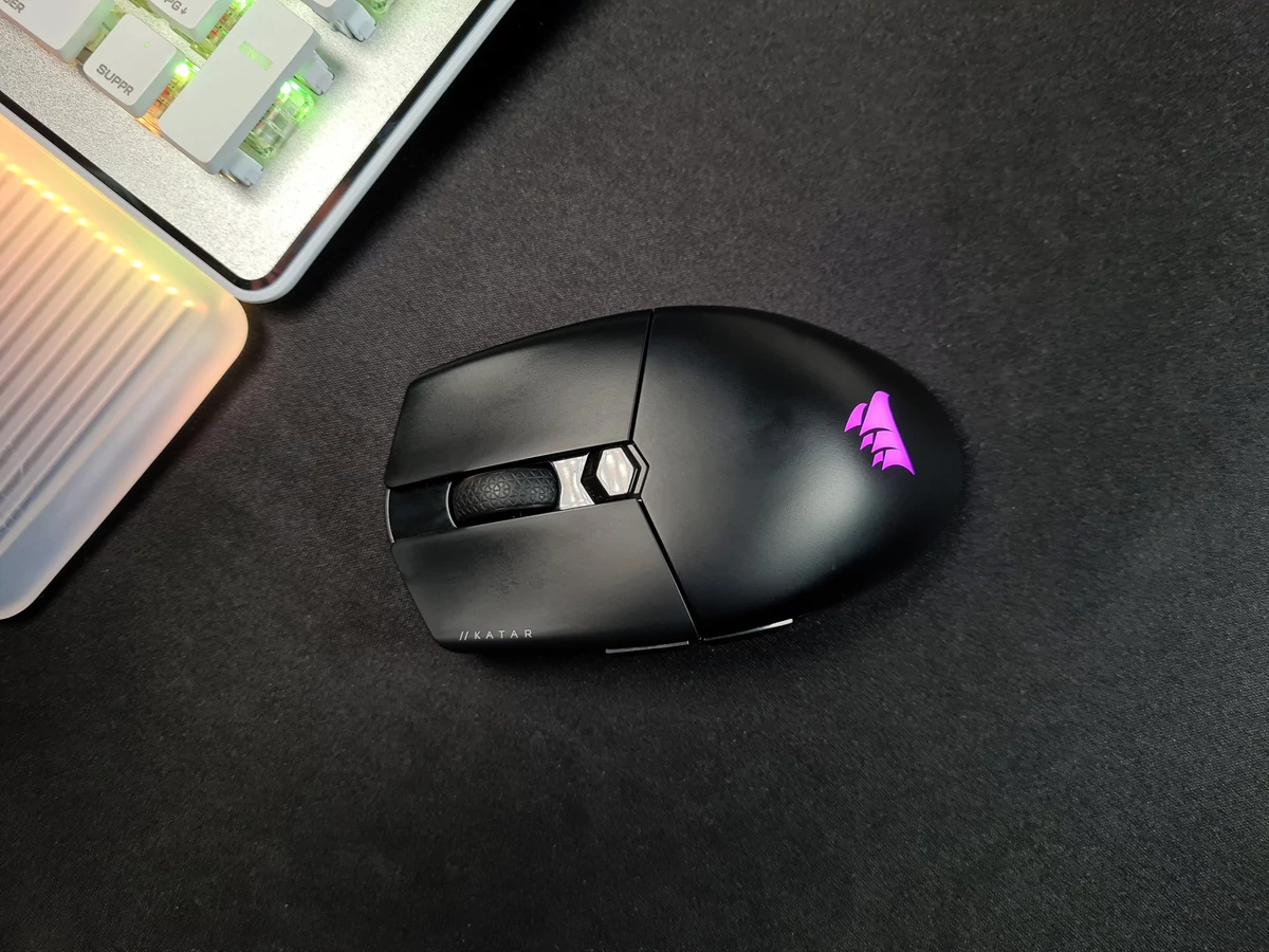 Test Corsair Katar Elite Wireless © Matthieu Legouge