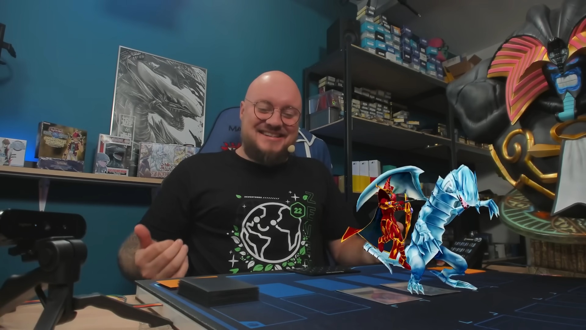 Ce streamer Yu-Gi-Oh! français créé un tapis connecté pour invoquer ses monstres en 3D