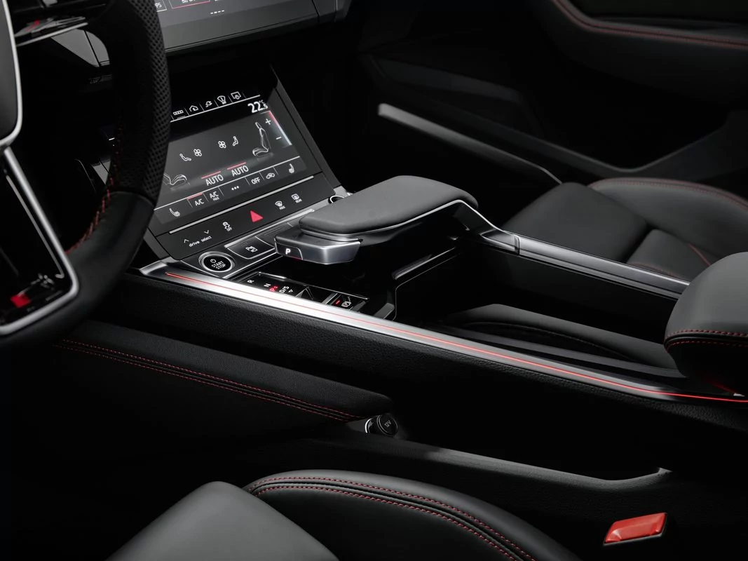 Audi Q8 e-tron © © Audi
