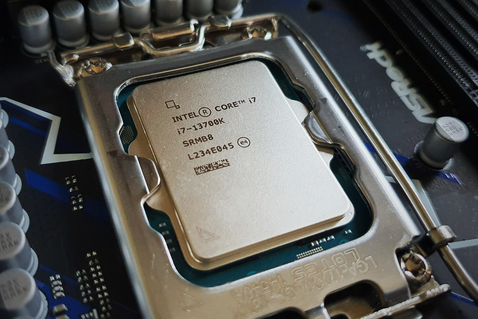 Intel confirme enfin la sortie prochaine des processeurs Raptor Lake refresh