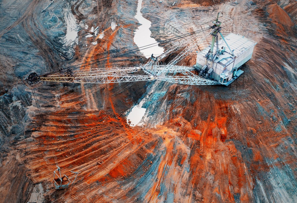 mine terre metaux rares © Shutterstock