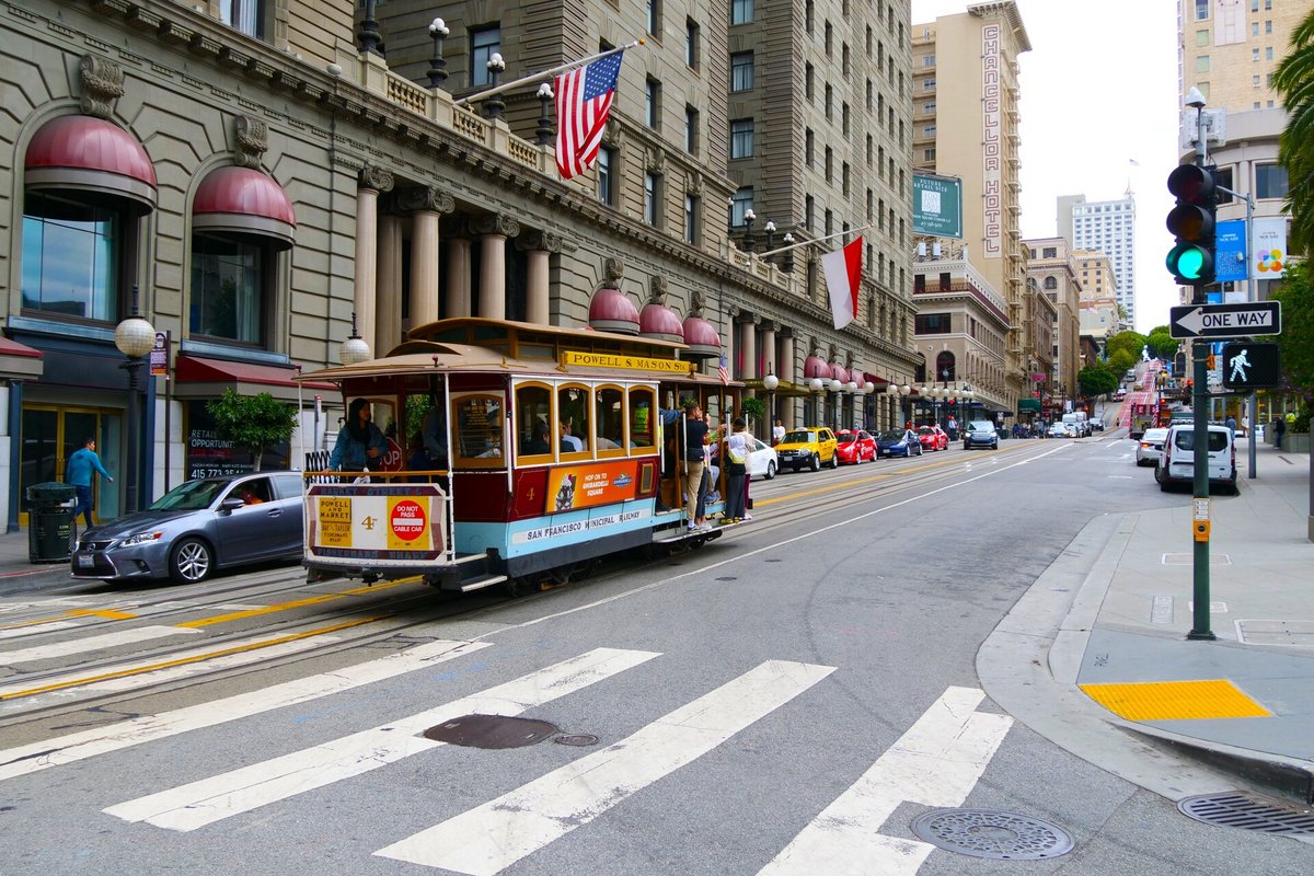 San Francisco et son célèbre cable car (© Alexandre Boero)