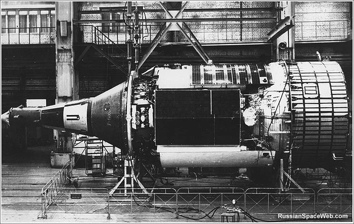 URSS véhicule TKS © Inconnu via RussianSpaceWeb