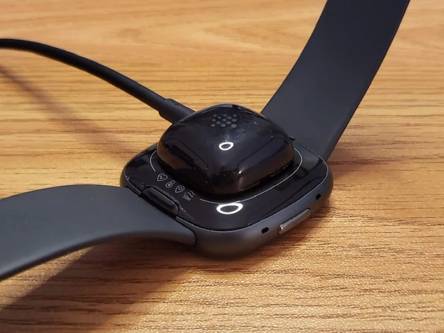 Fitbit Sense 2 - Recharge © Johan Gautreau