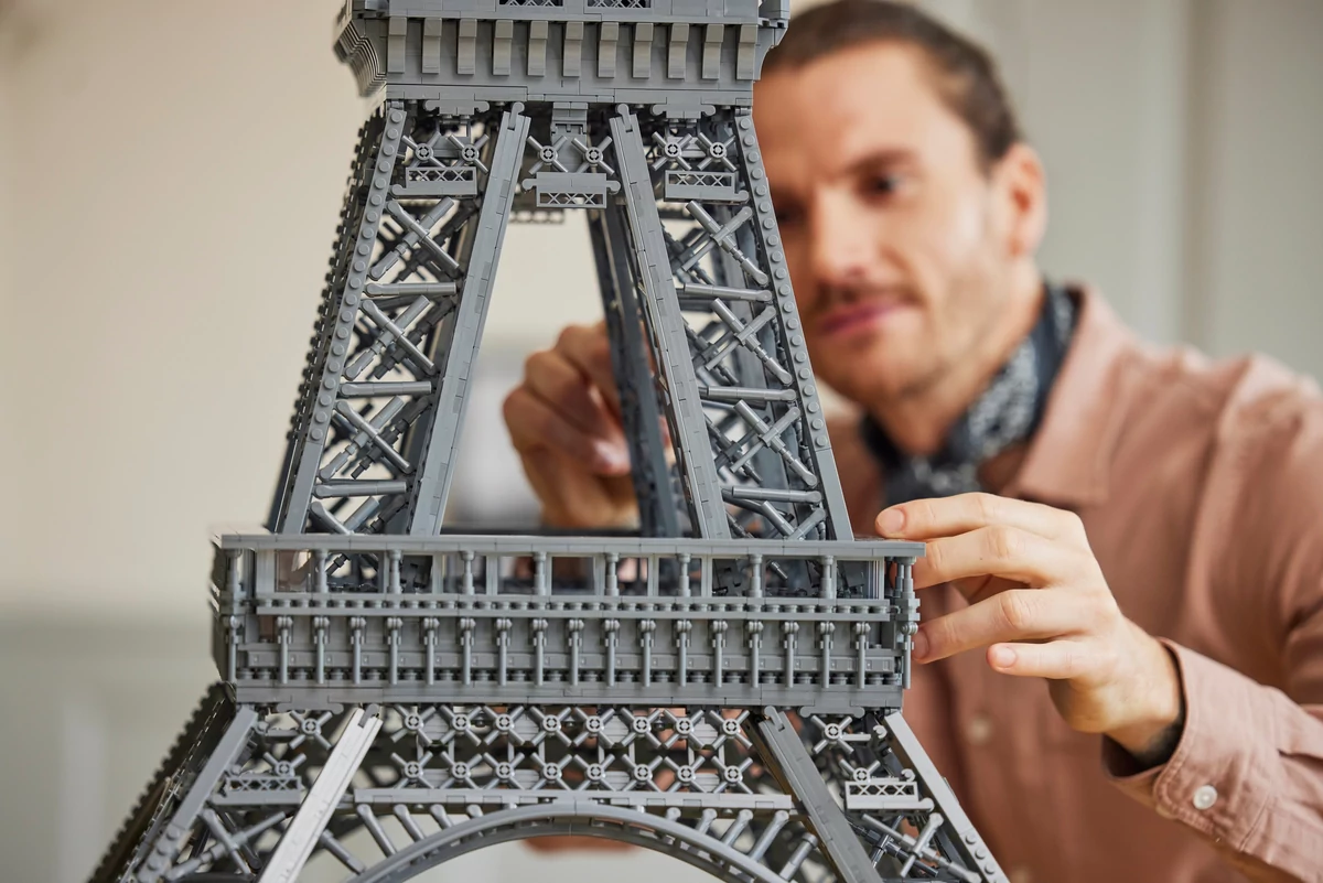 Tour Eiffel © © LEGO