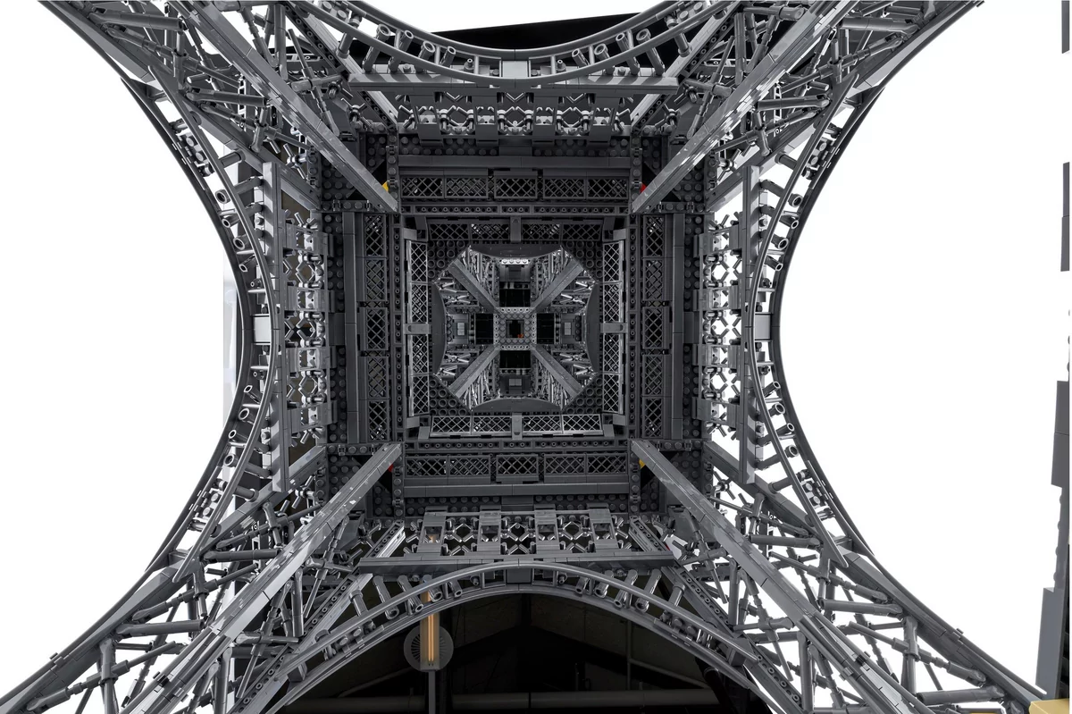 Tour Eiffel © © LEGO