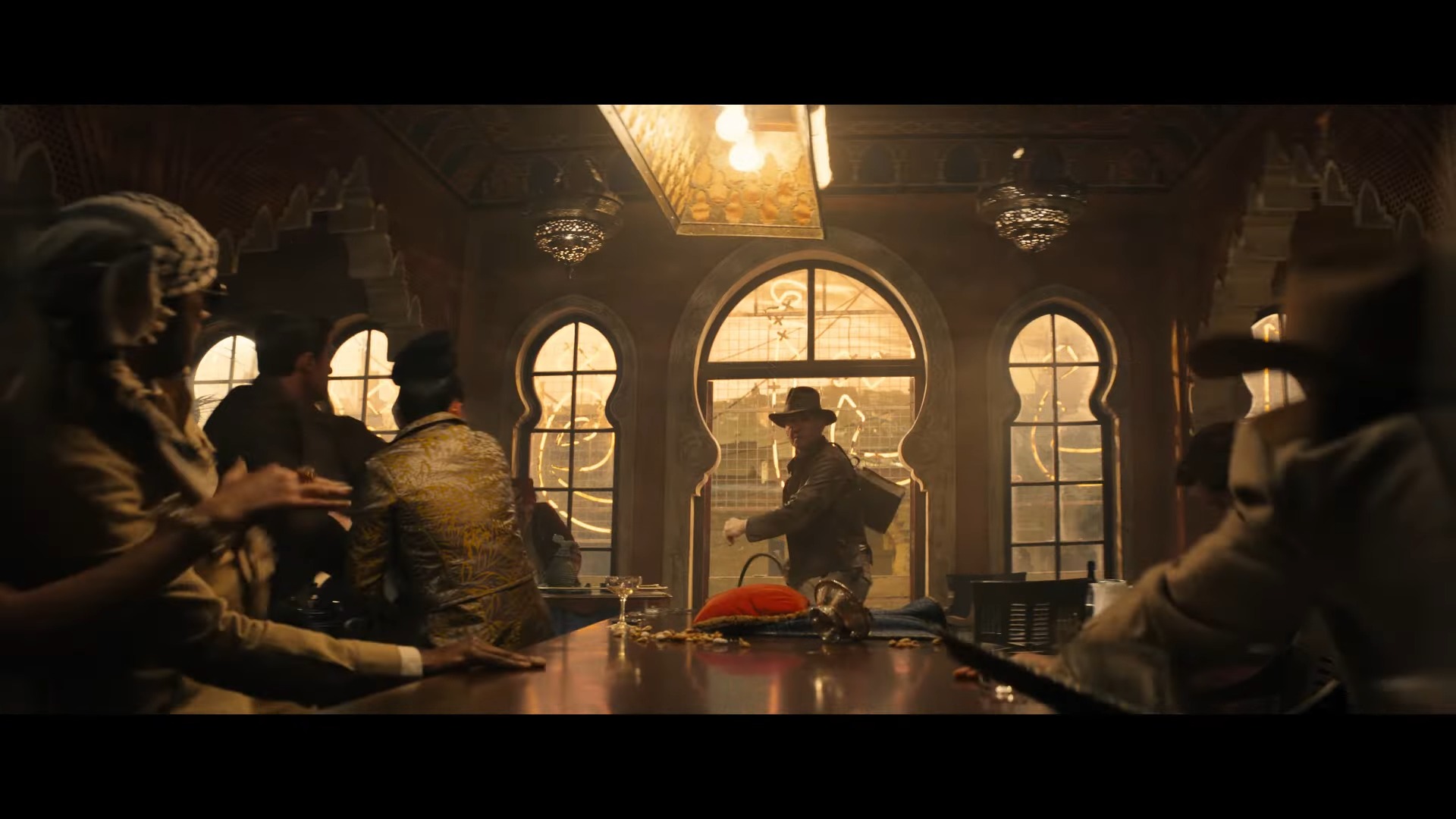 Le premier trailer pour le prochain film Indiana Jones met un sérieux coup de fouet