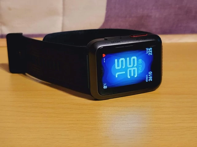 Huawei Watch D - Écran © Johan Gautreau