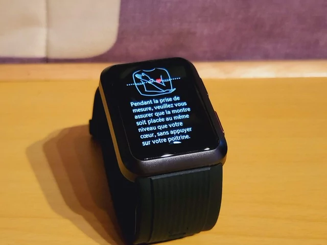 Huawei Watch D - Mesure tension © Johan Gautreau