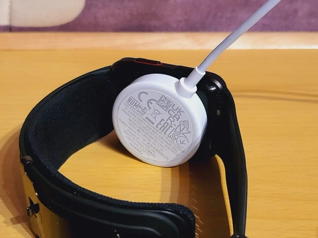 Huawei Watch D - Recharge © Johan Gautreau