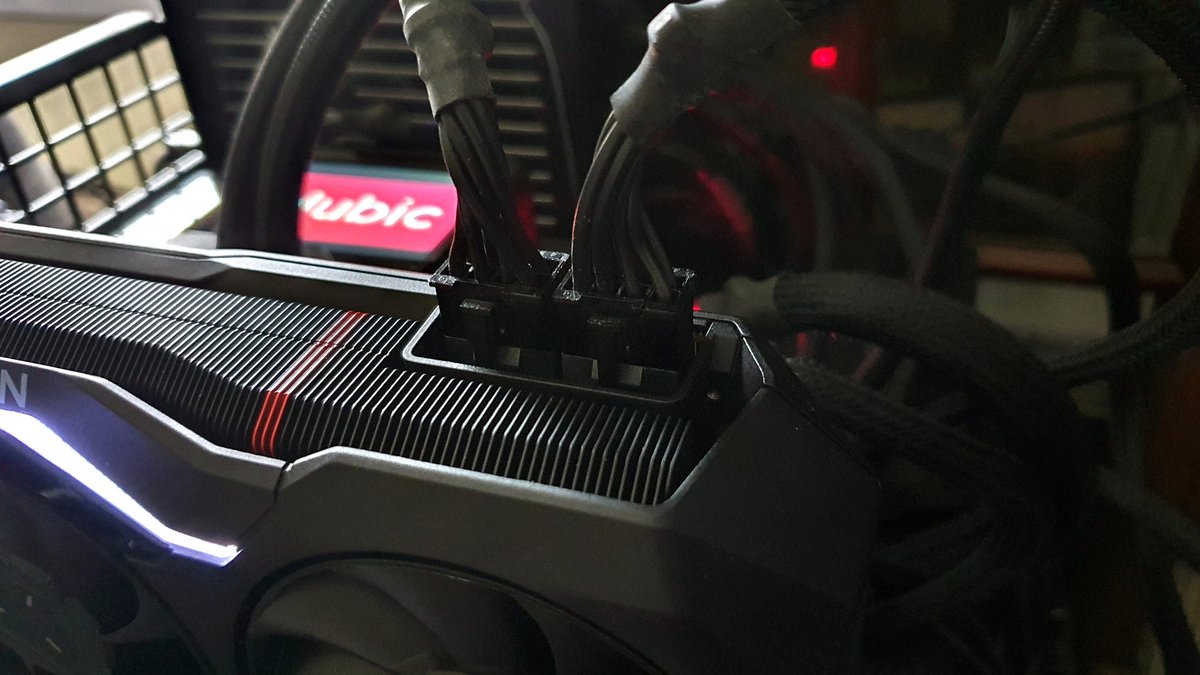 AMD Radeon RX 7900XT/XTX © Nerces
