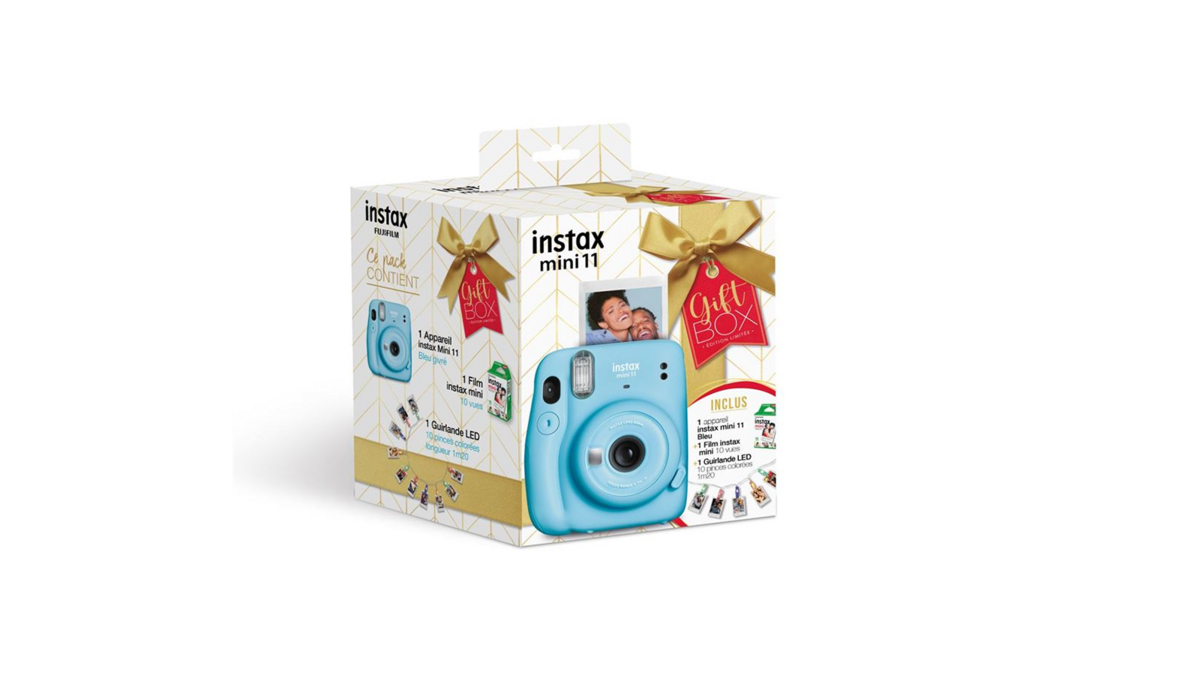 Le pack Noël avec un Instax Mini 11, 10 films et une guirlande LED multicolore