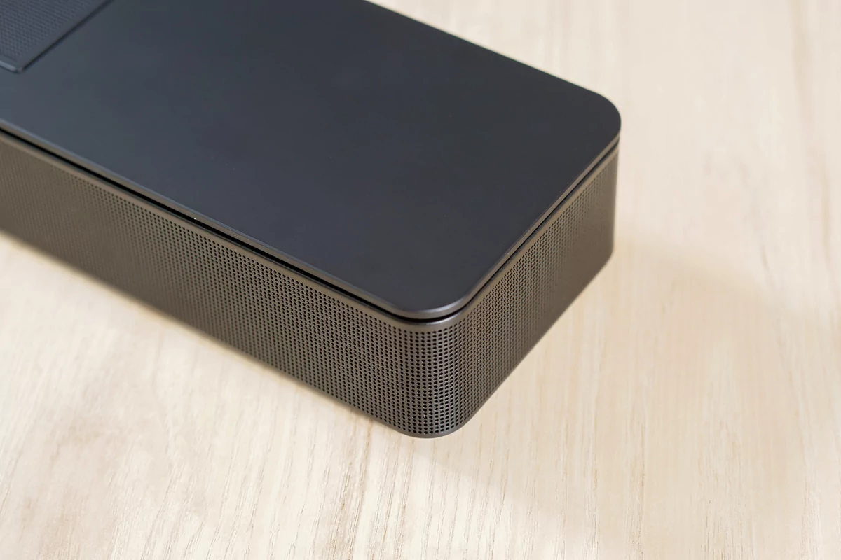 Test Bose Smart Soundbar 600 côté