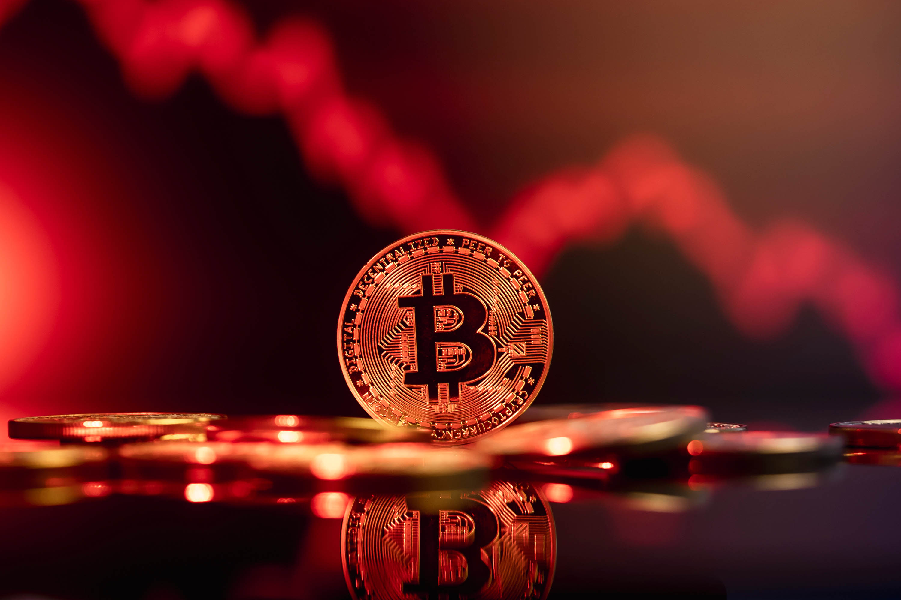 Le cours du Bitcoin s'effondre sous les 87 000 dollars. Que se passe-t-il ?