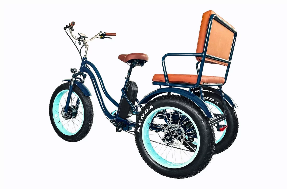Evry Tricycle Electrique © © Evry