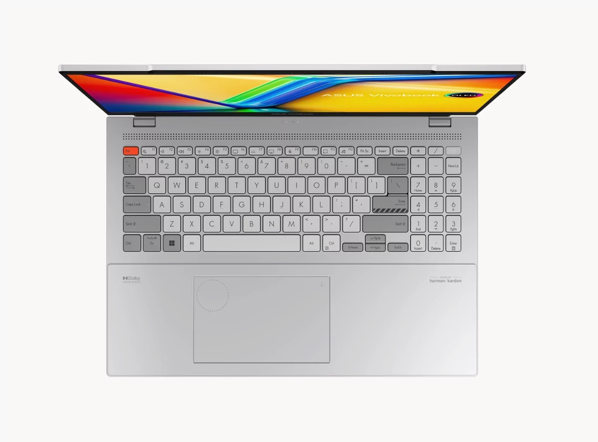 ASUS Vivobook Pro 16 3D OLED-2 © © ASUS