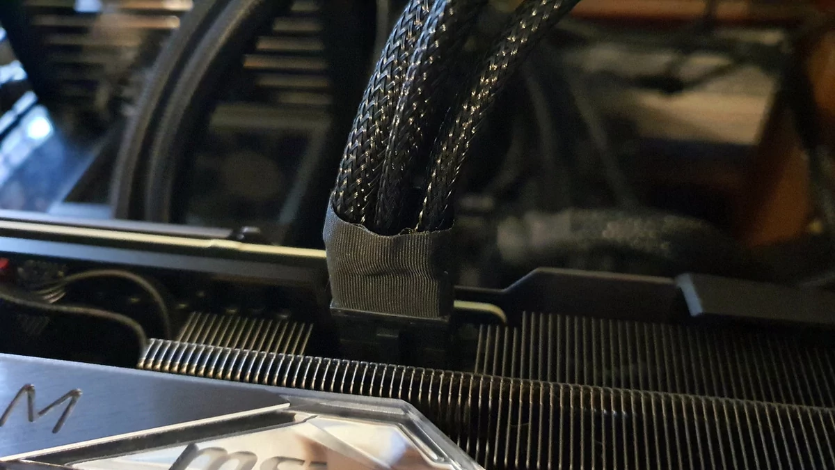 MSI GeForce RTX 4070 Ti Suprim X © Nerces