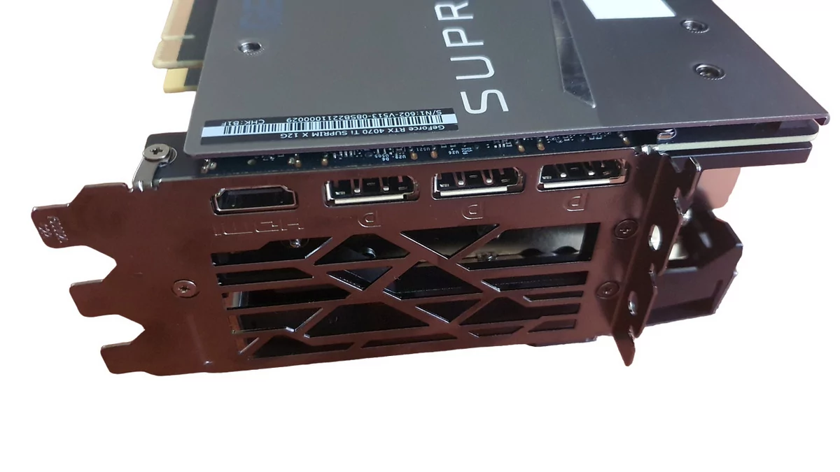 MSI GeForce RTX 4070 Ti Suprim X © Nerces