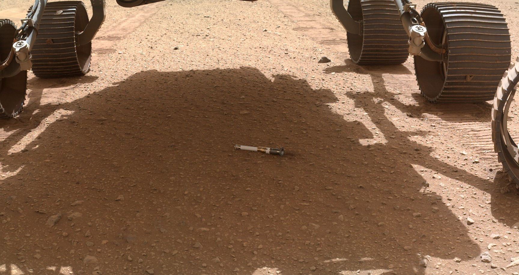 Pourquoi le rover Perseverance dépose-t-il une partie de ses échantillons sur la surface de Mars ?
