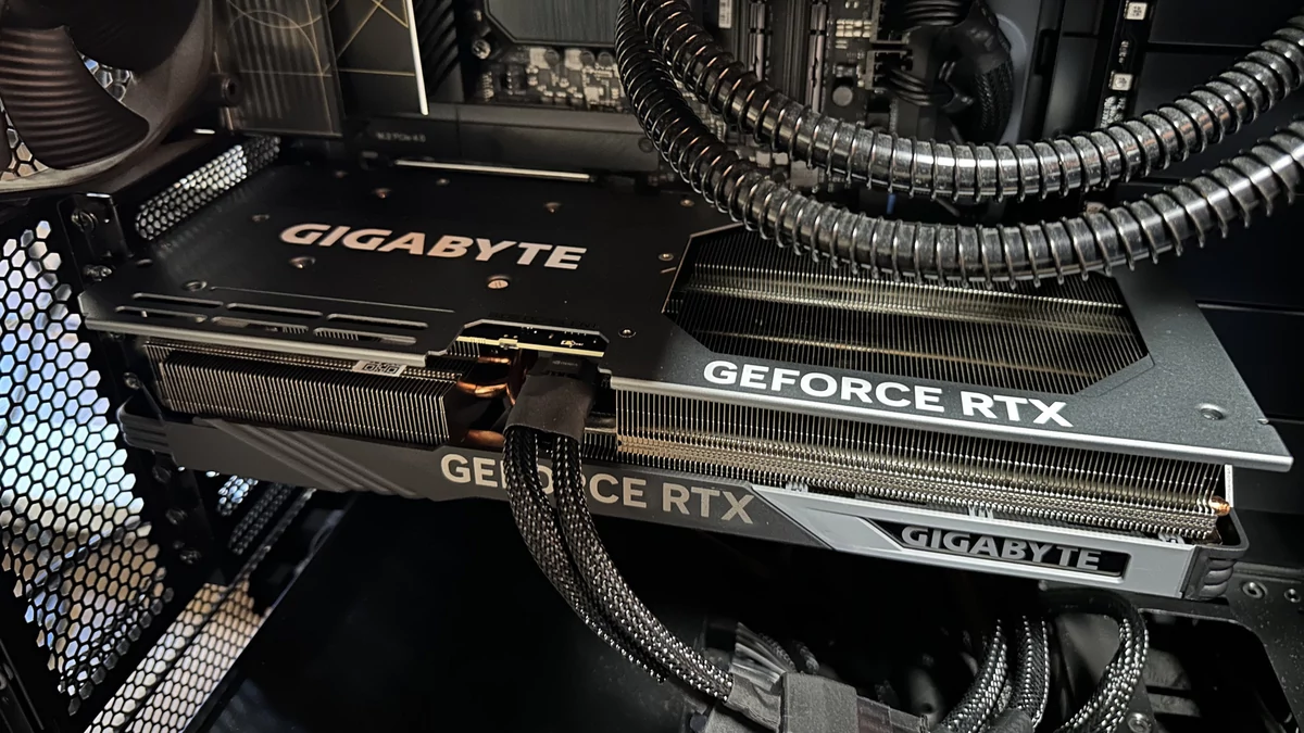 Gigabyte GeForce RTX 4070 Ti Gaming OC © Colin