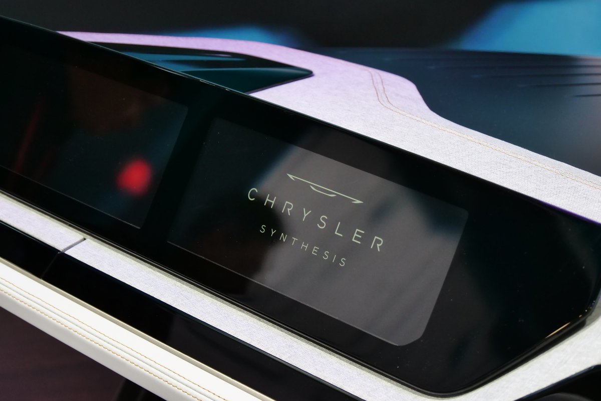 Chrysler Synthesis logo © Alexandre Boero pour Clubic