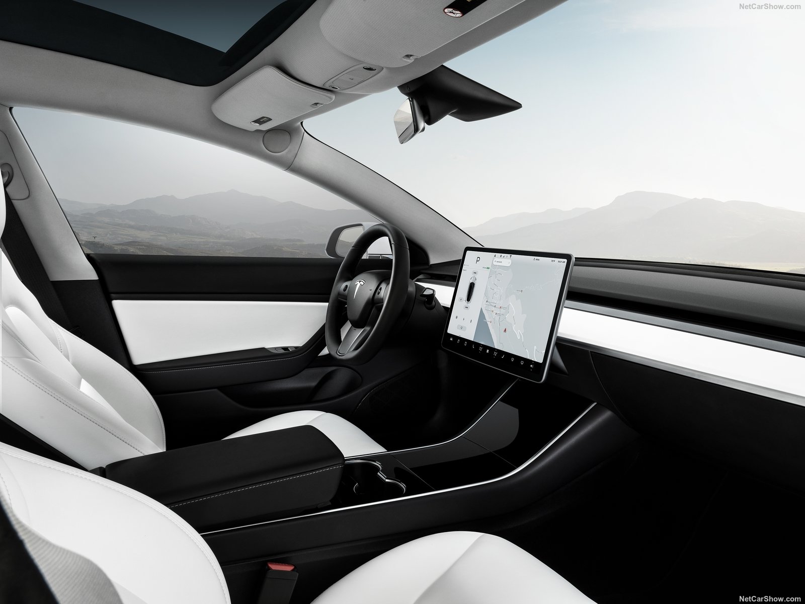 Tesla : le volant Yoke ne fait pas l'unanimité... le volant rond de retour sur Model S/X