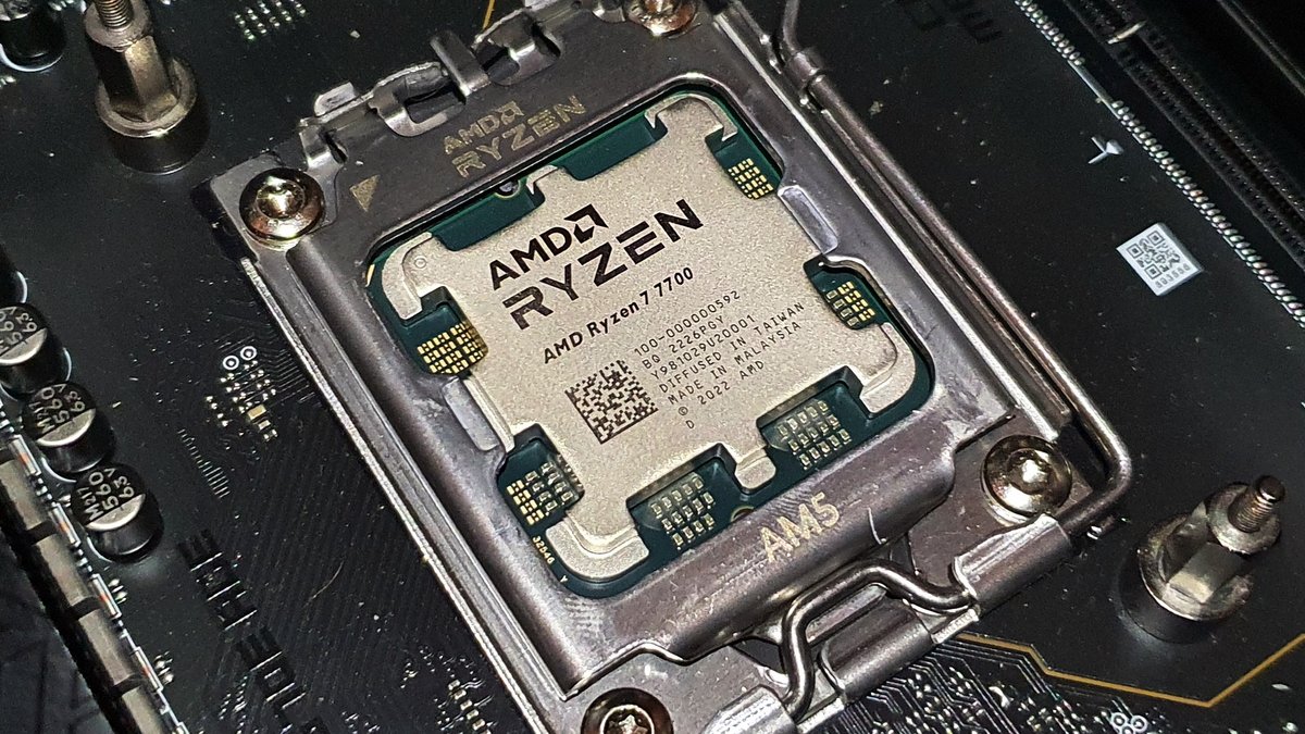 AMD Ryzen 7 7700 © Nerces
