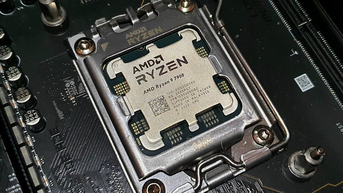 AMD Ryzen 9 7900 © Nerces