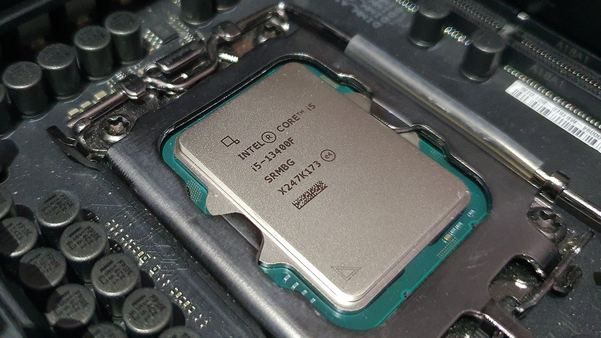 Un CPU qui peut être accompagné de DDR4 pour réduire le coût global © Nerces pour Clubic