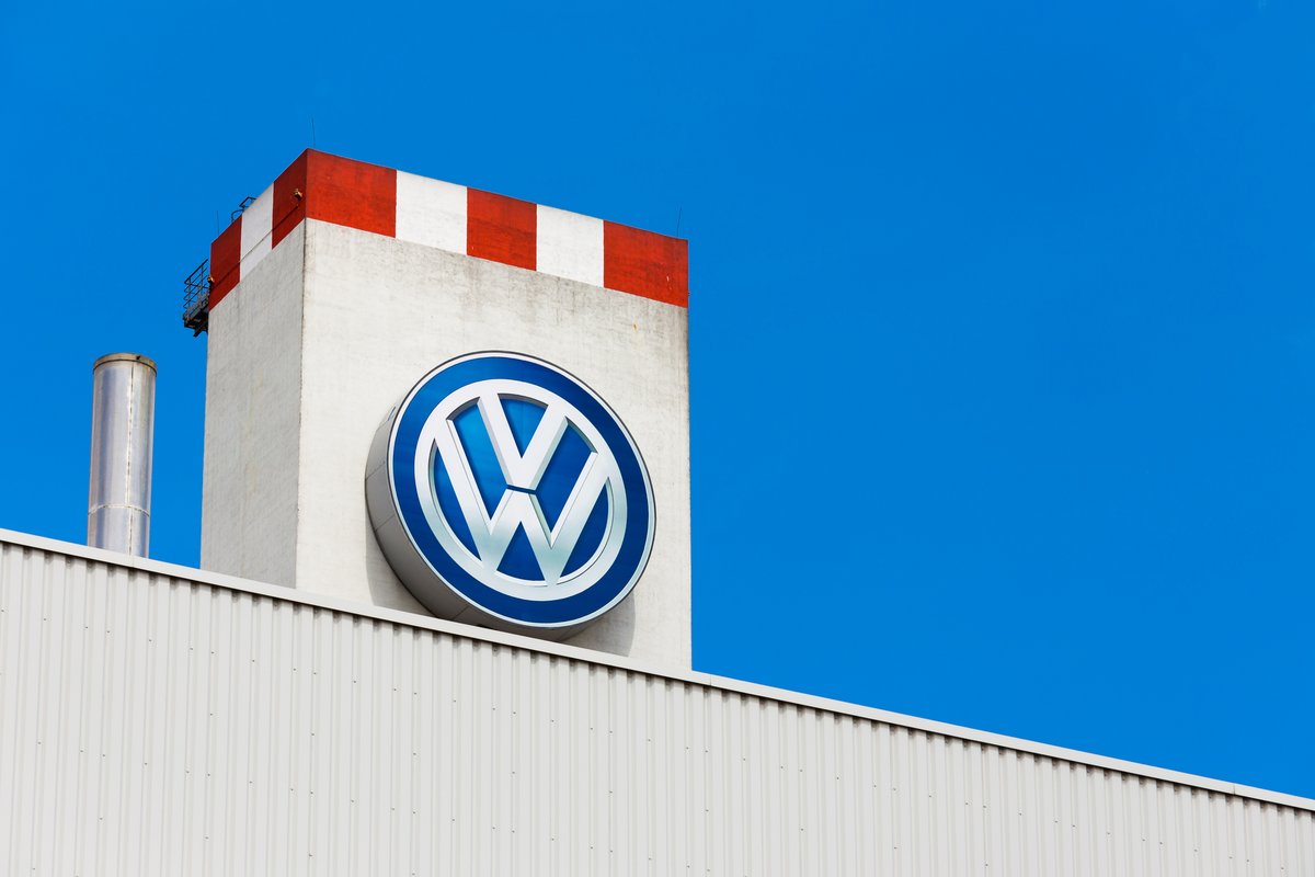 Volkswagen logo © Shutterstock