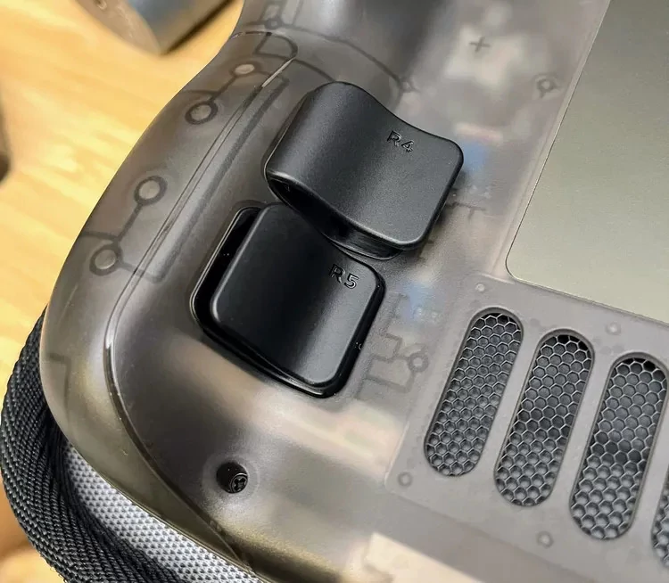 JSAUX Coque Steam Deck transparente © The Verge