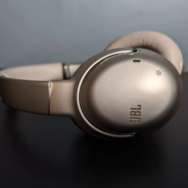 JBL Tour One M2