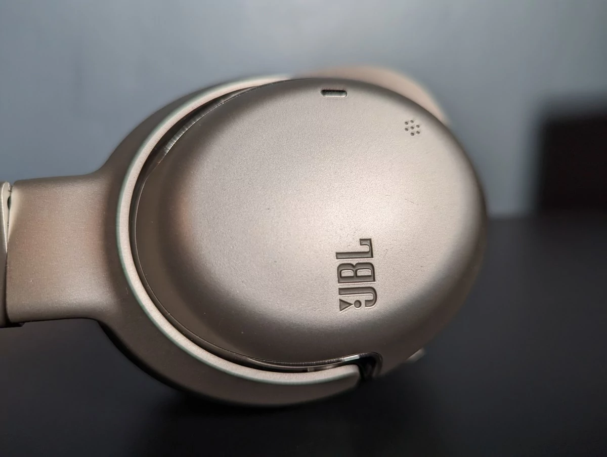 JBL One Tour M2