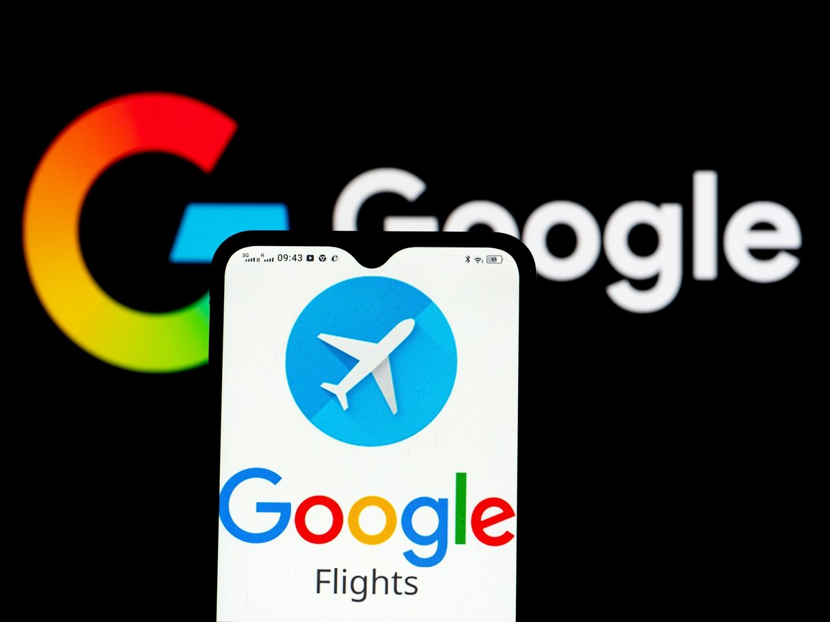 Google Flights © Shutterstock