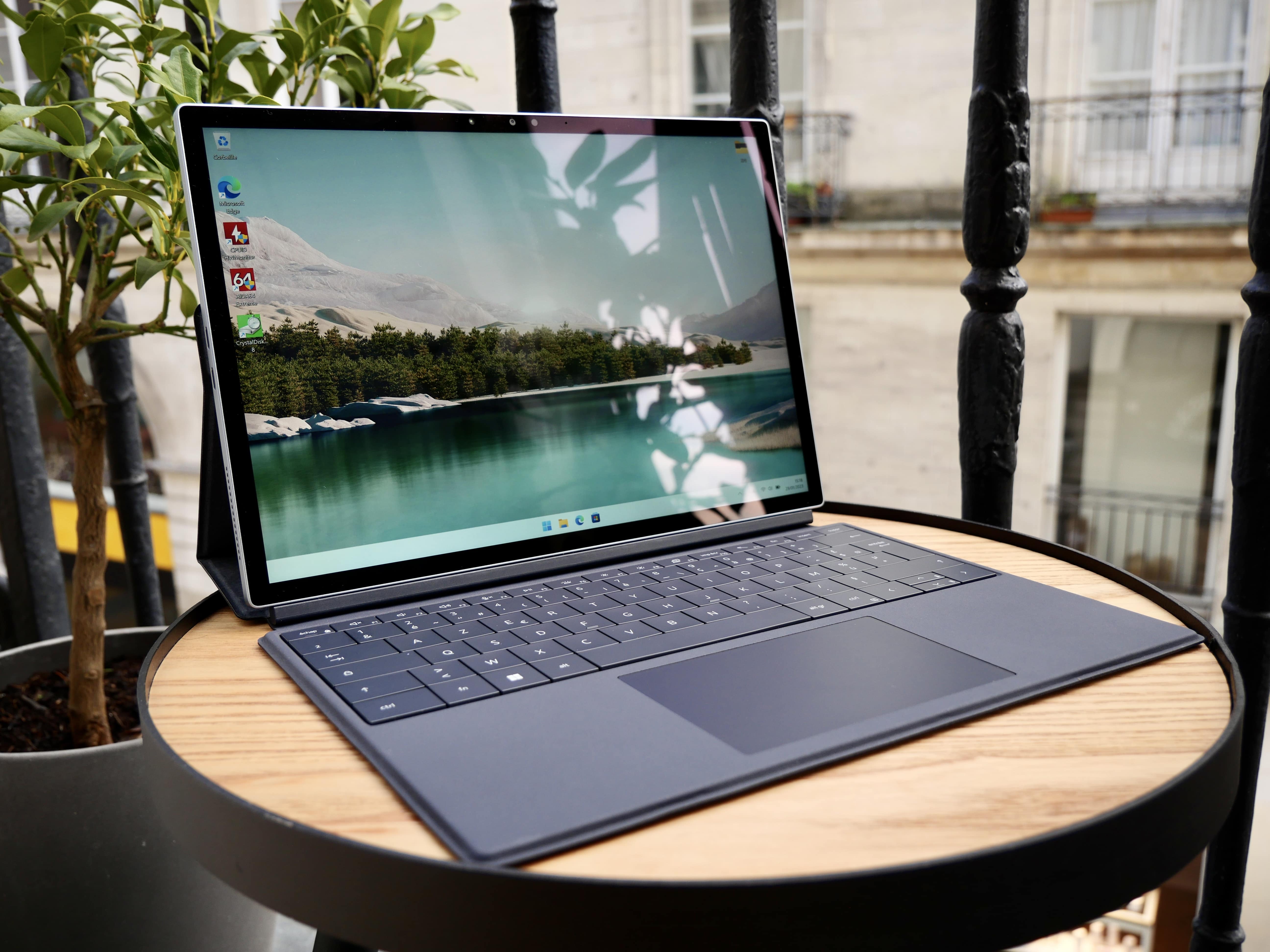 Bon Plan Surface Pro 7 – Tablette 12″ tactile silencieuse UHD + clavier –  LaptopSpirit