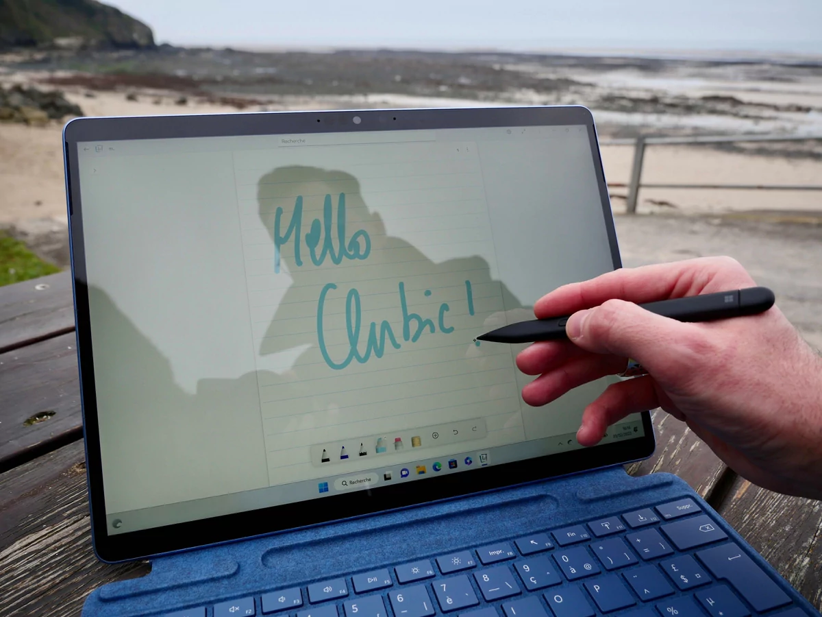Microsoft Surface Pro 9-9 © © Nathan Le Gohlisse pour Clubic
