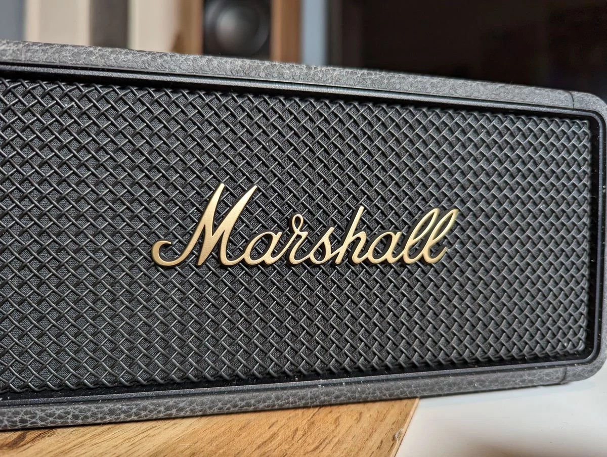 Prise en main de l'enceinte Bluetooth Marshall Middleton : puissance et bon  son