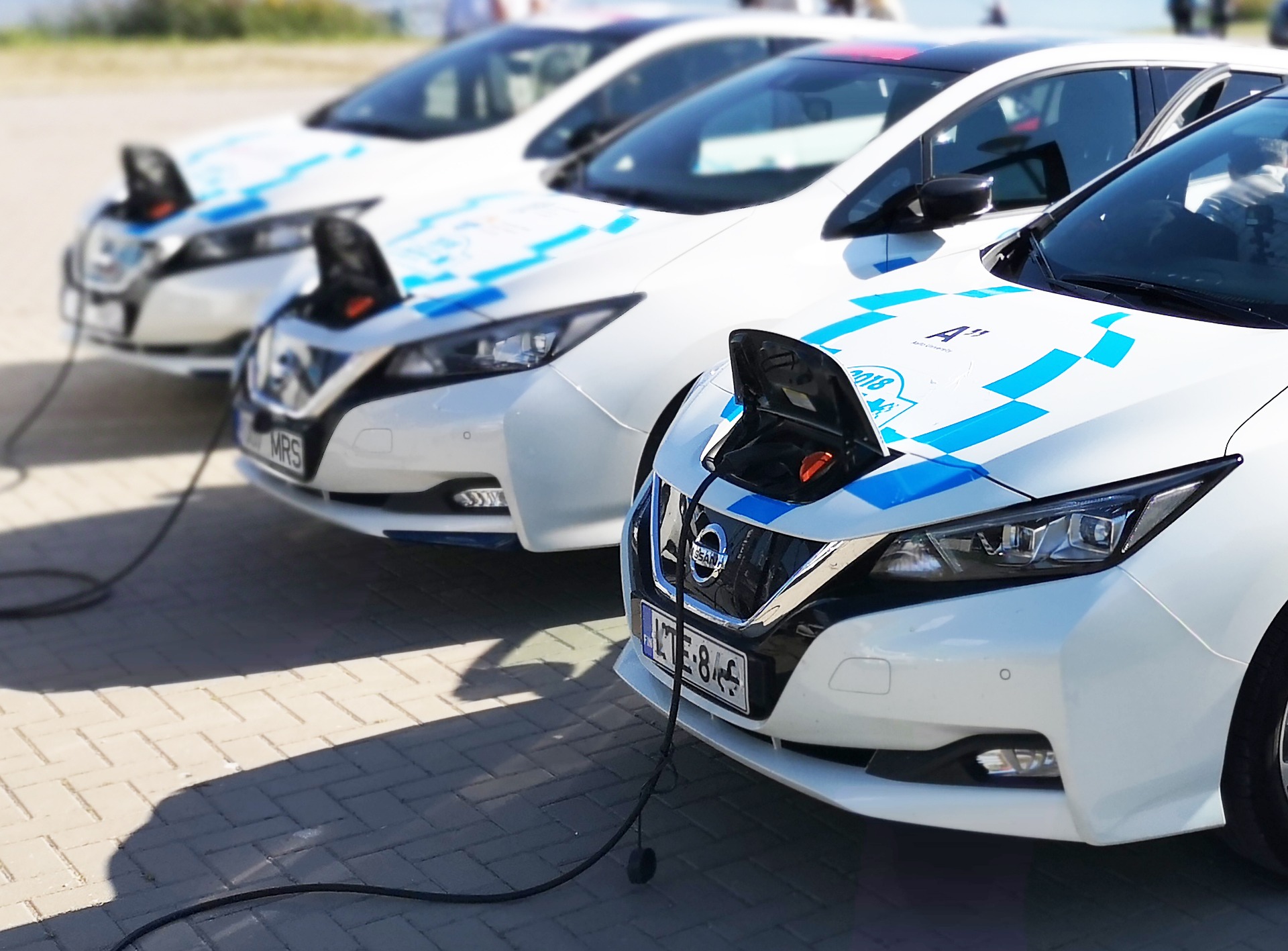 Cette voiture électrique japonaise pourra alimenter les centres d'évacuation en cas de catastrophe naturelle