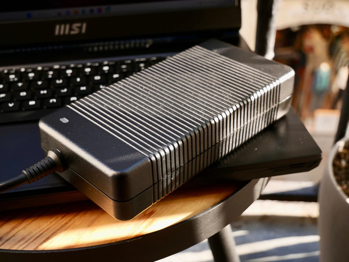 MSI GT77 Titan (2023)-15 © © Nathan Le Gohlisse pour Clubic