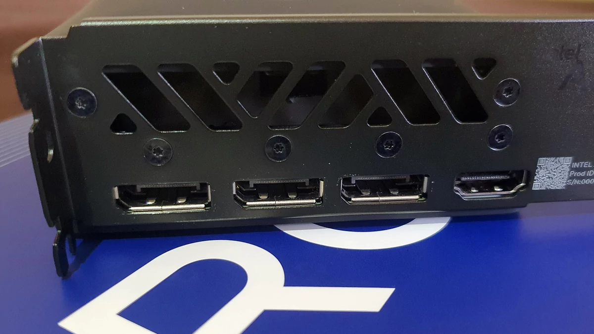 Intel ARC A750 LE © Nerces