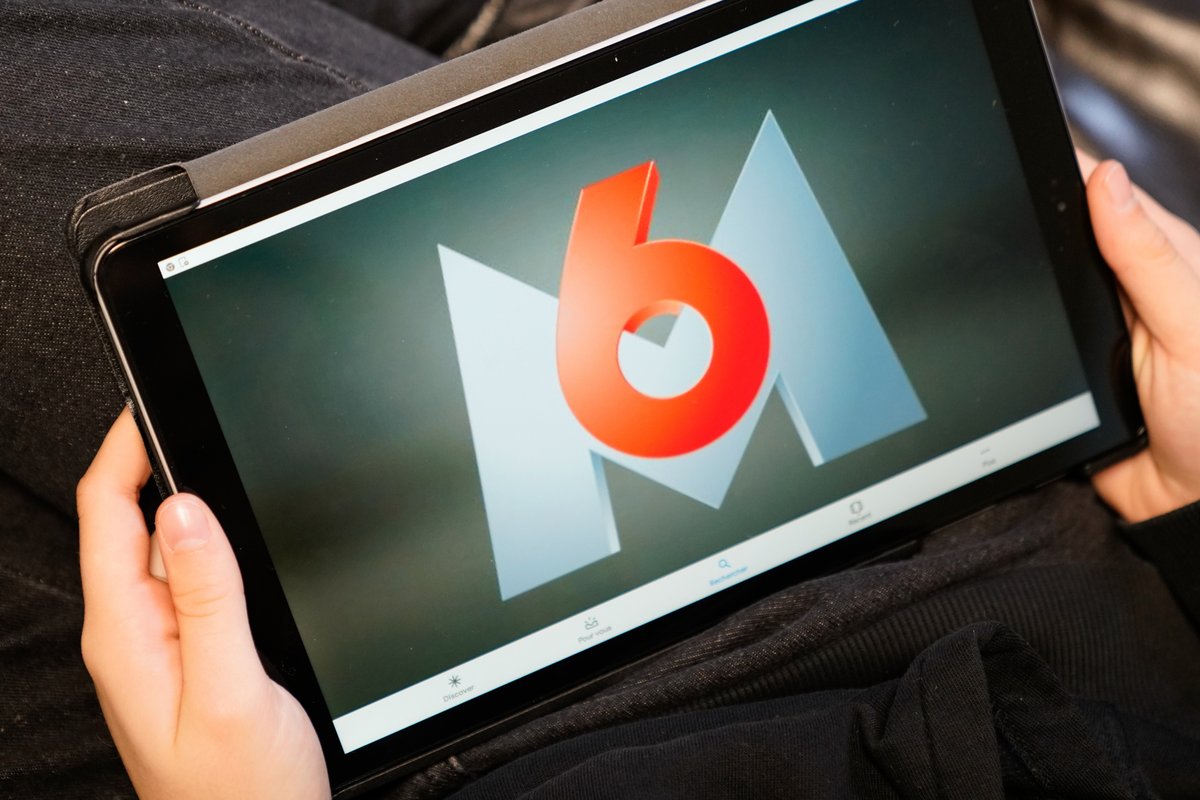 M6 chaîne logo © Shutterstock