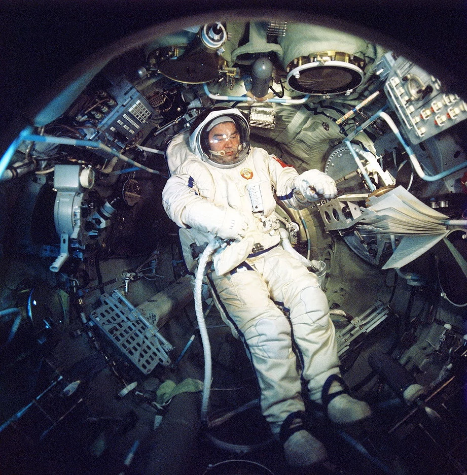 Saliout-6 première EVA Orlan © URSS/N.A. via Spacefacts.de