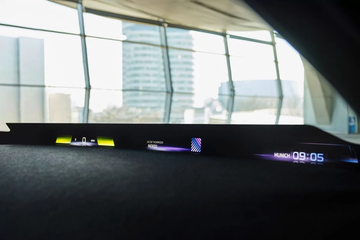BMW Panoramic Vision © © BMW